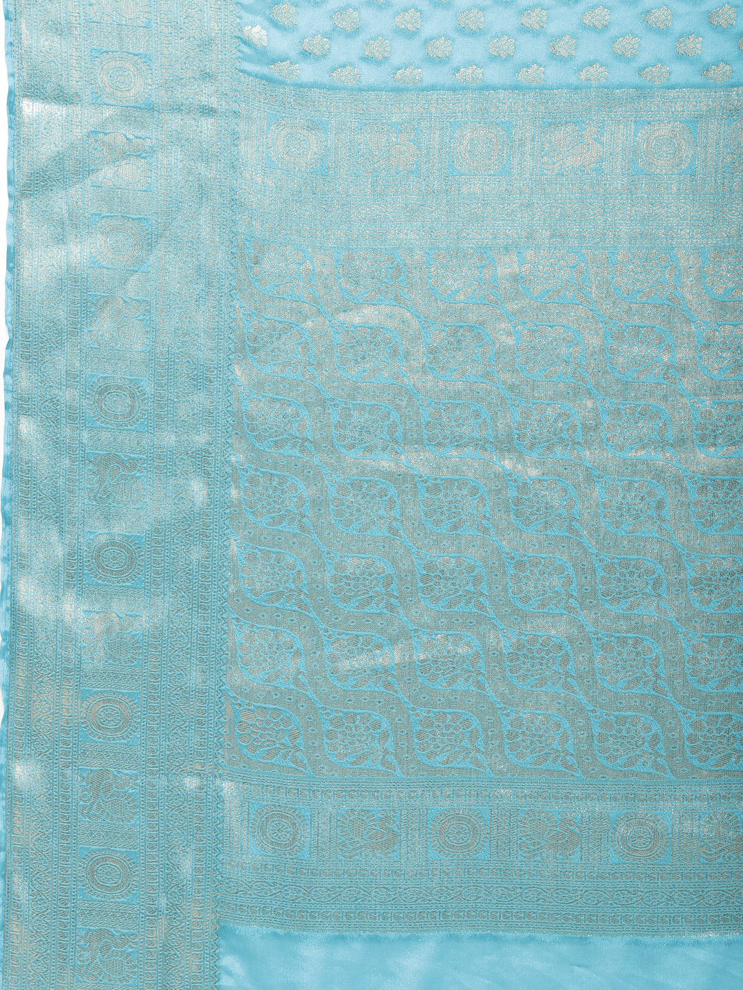 Zari Border Booti Plain Crepe Saree