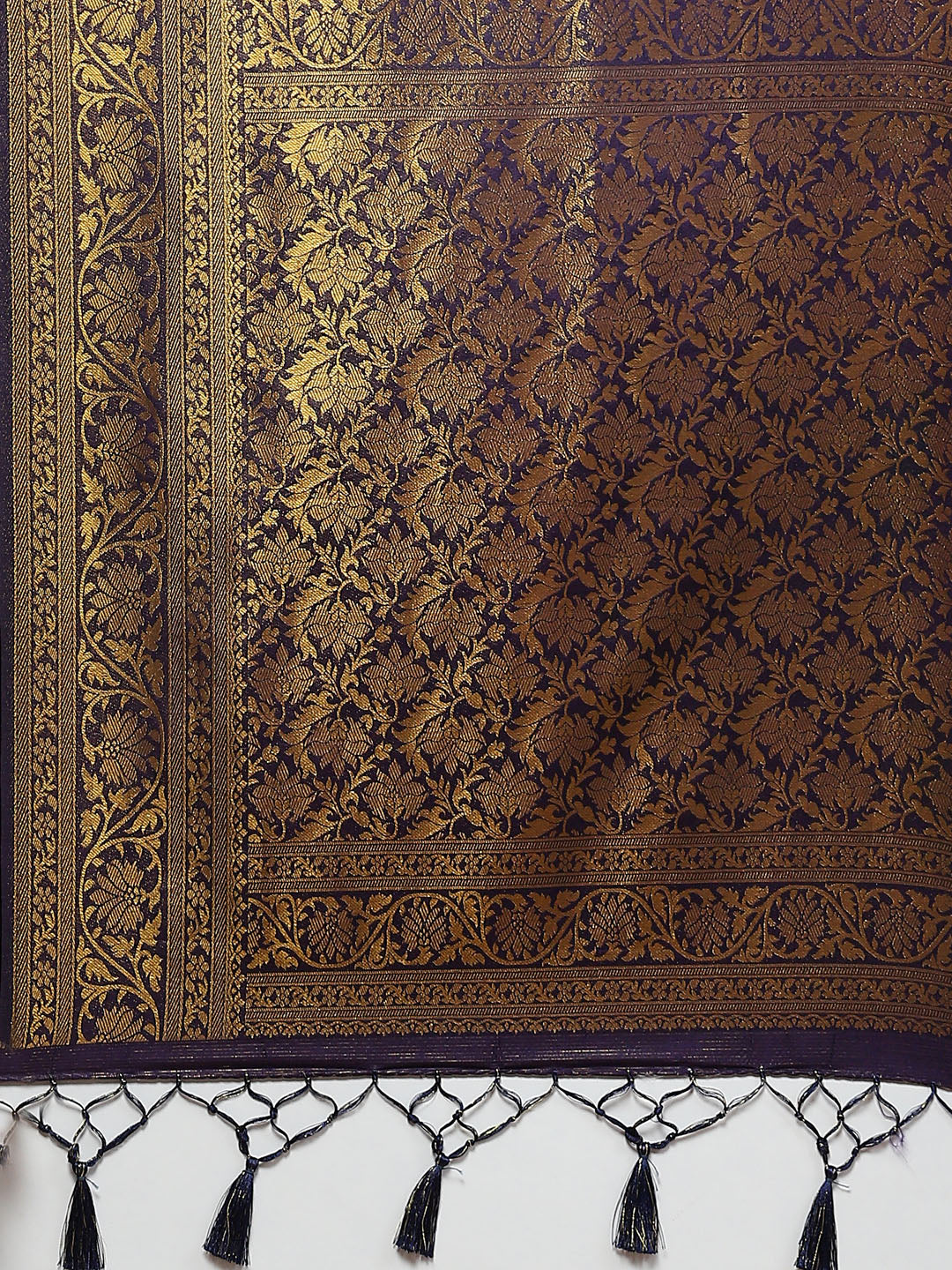 Zari Jaal Handloom Woven Saree