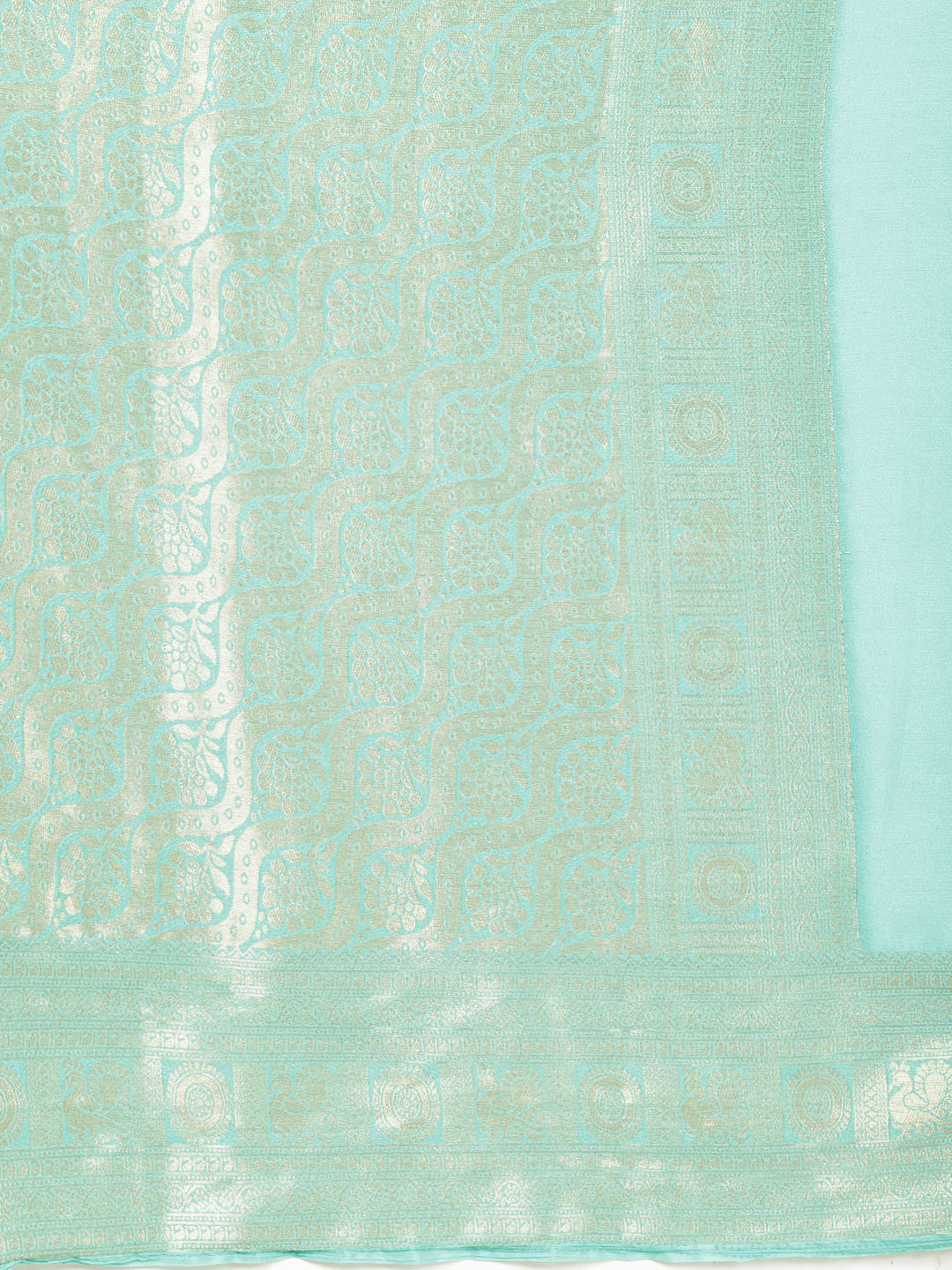 Zari Border Booti Plain Crepe Saree