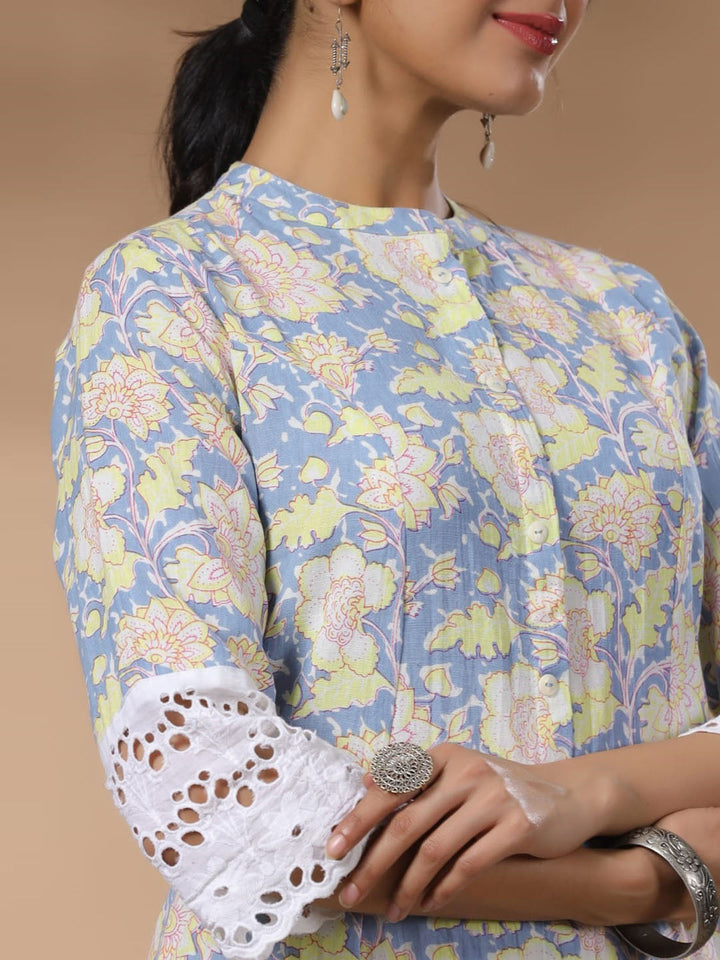 Floral Printed Cotton Kurta With Pants