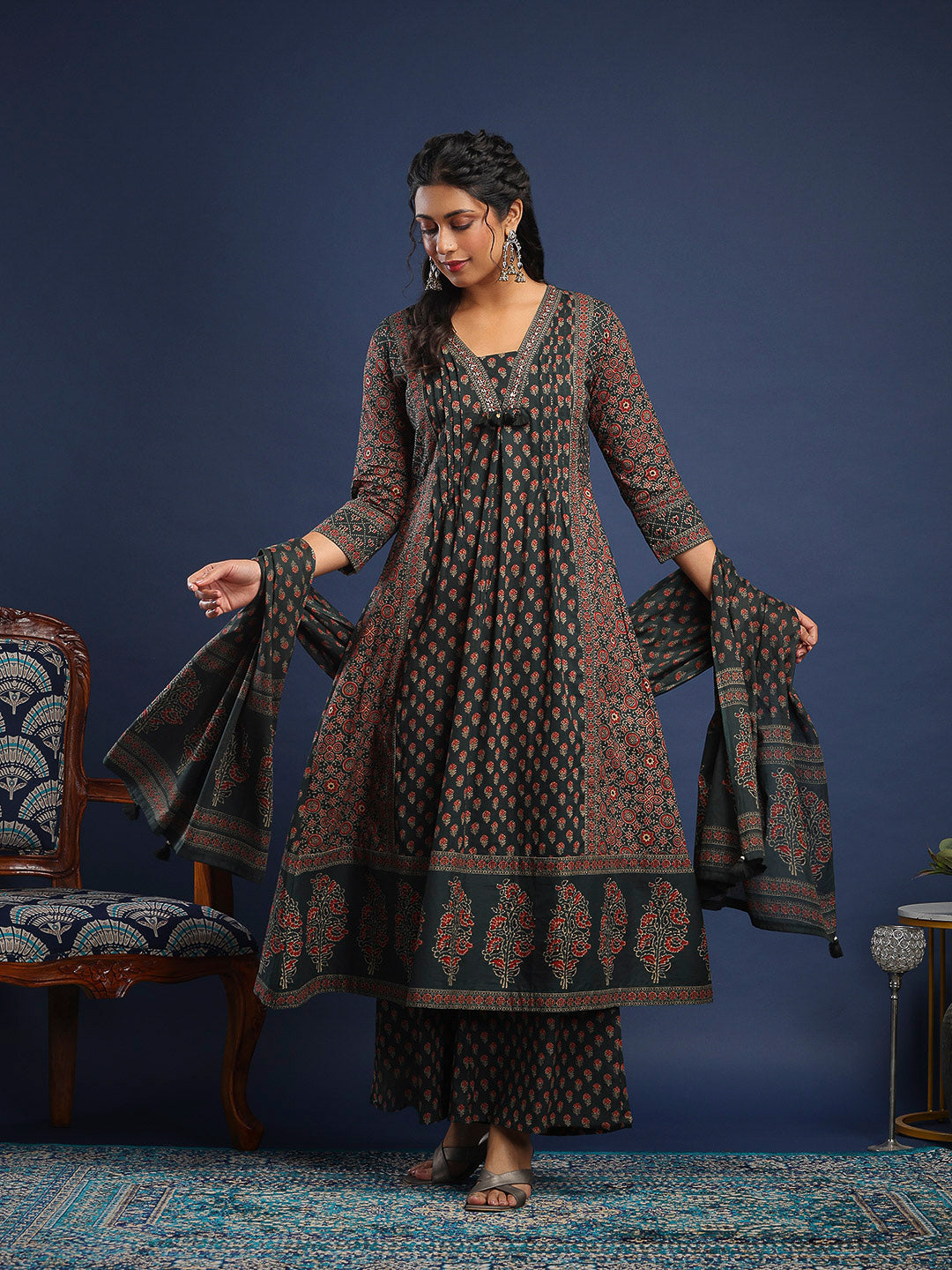 Bottle Green Cotton Blend Printed Straight Suit Set