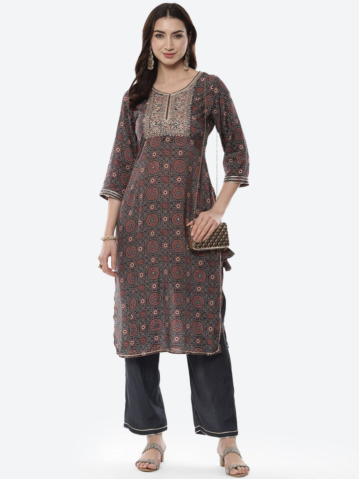 Block Printed Gota Patti Cotton Kurti With Pant