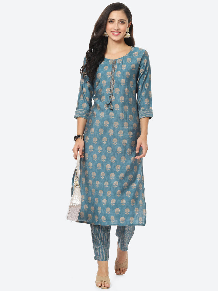 Floral Printed Muslin Kurti With Pant