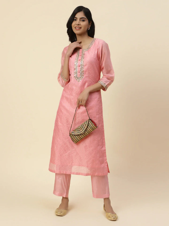 Zari Neck Embroidered Chanderi Kurta With Pants