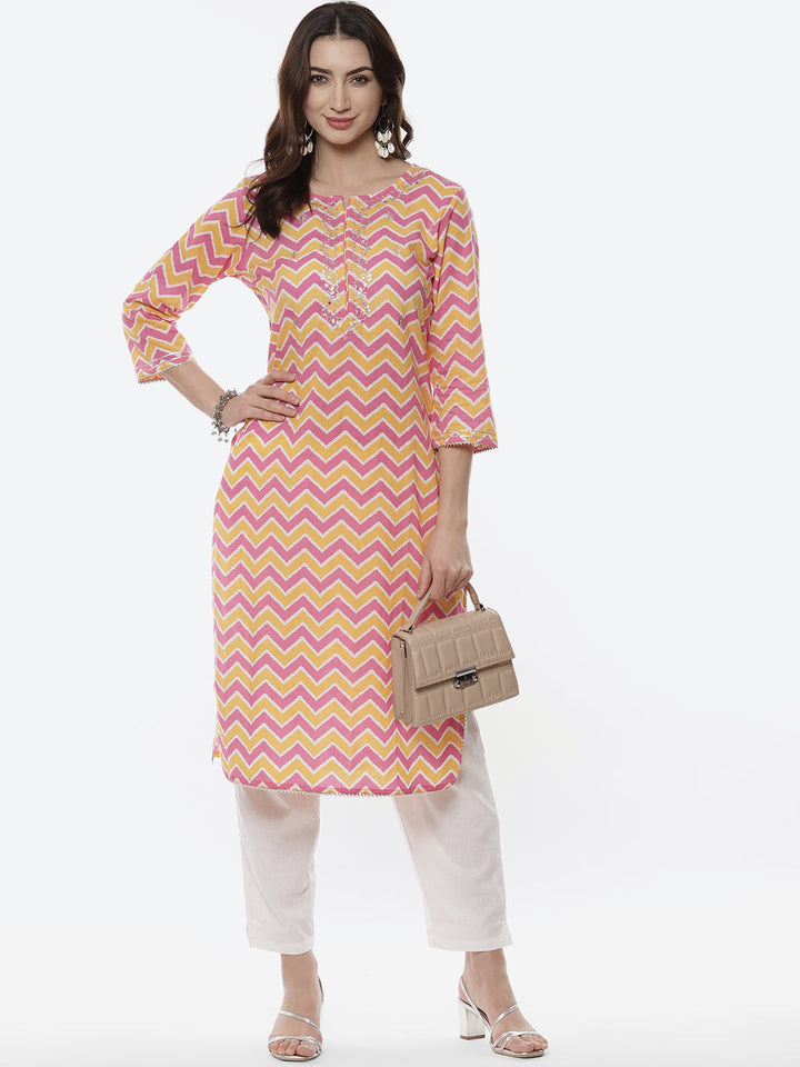 Leheriya Printed Neck Zari Cotton Kurti With Pant
