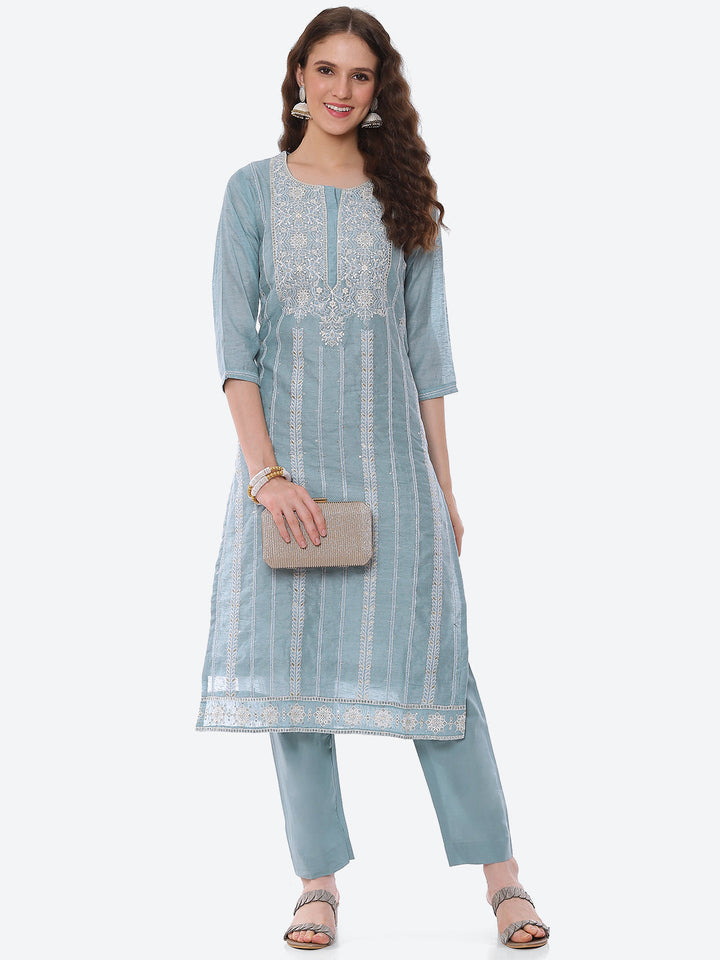 Resham Embroidered Chanderi Kurta With Pant