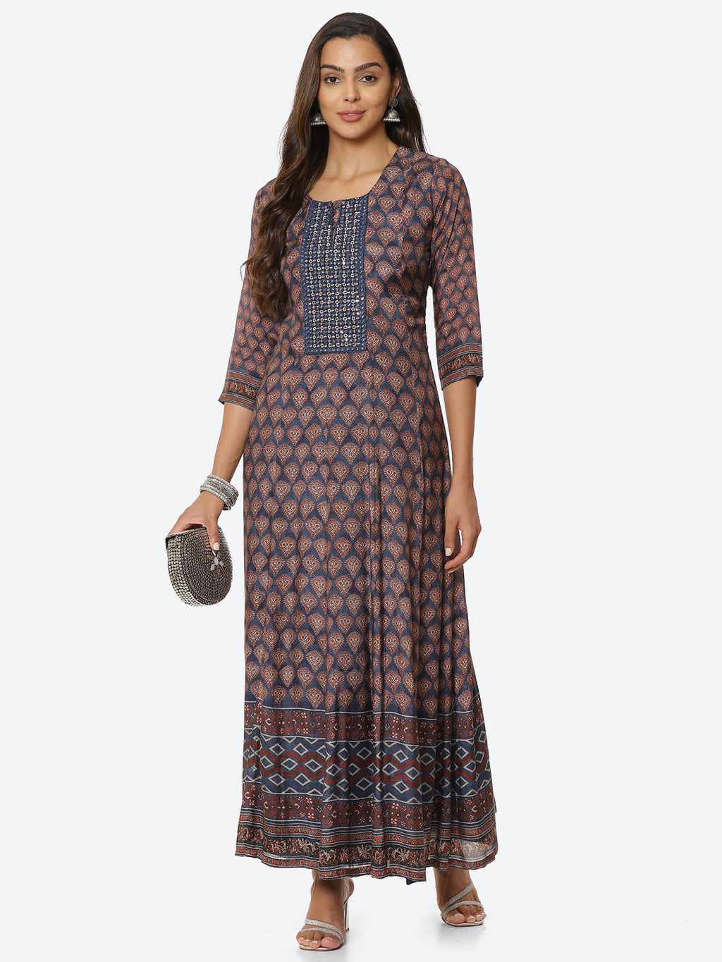 Mirror Neck Embroidered Muslin Kurta