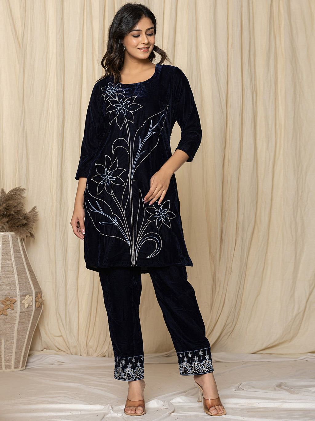 Navy Blue Velvet Floral Embroidered Kurta with Straight Pants