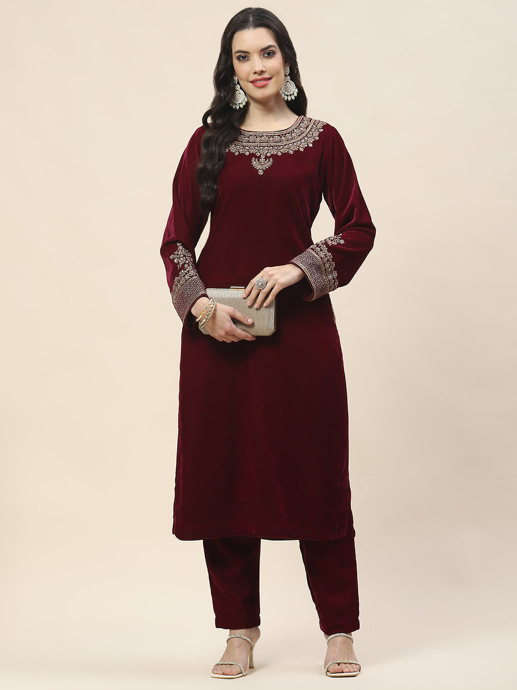Neck Embroidered Velvet Kurta With Pants