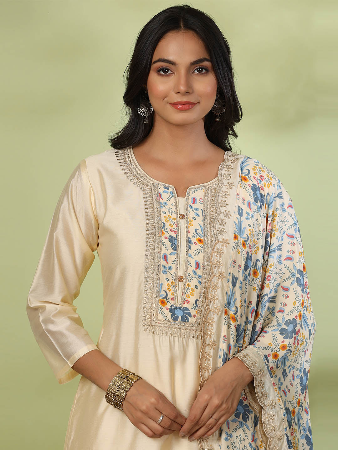 Neck Embroidered Chanderi Kurta With Pants &amp; Dupatta