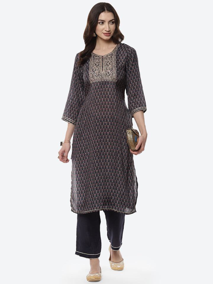 Block Printed Gota Patti Cotton Kurti With Pant