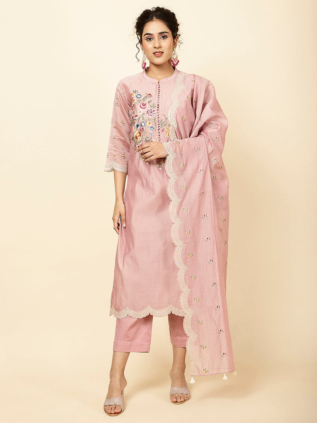 Floral Embroidered Chanderi Kurta With Pants & Dupatta