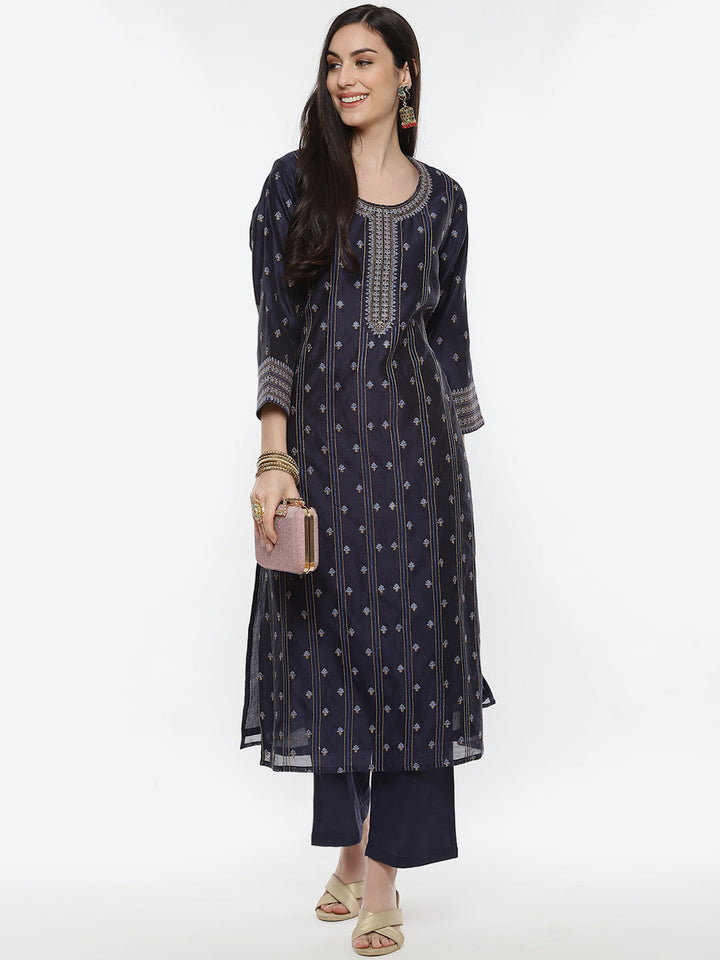 Embroidered Zari Neck Chanderi Kurti With Pant