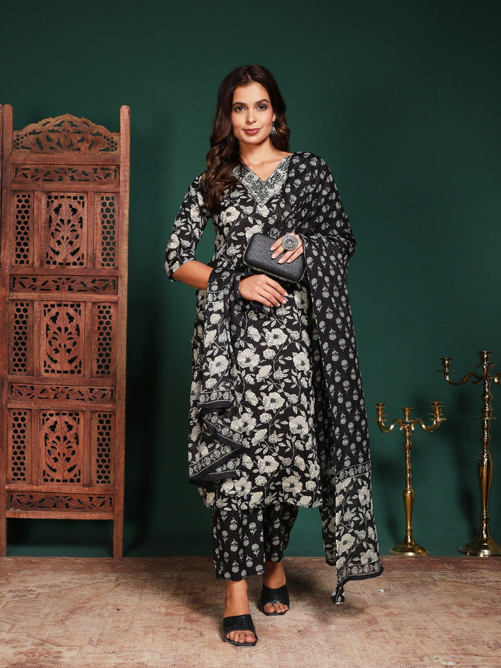 Printed Cotton Blend Kurta With Pant &amp; Dupatta