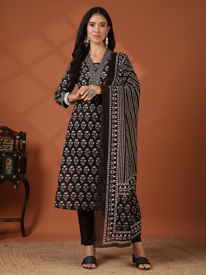 Printed Cotton Blend Kurta With Pant &amp; Dupatta