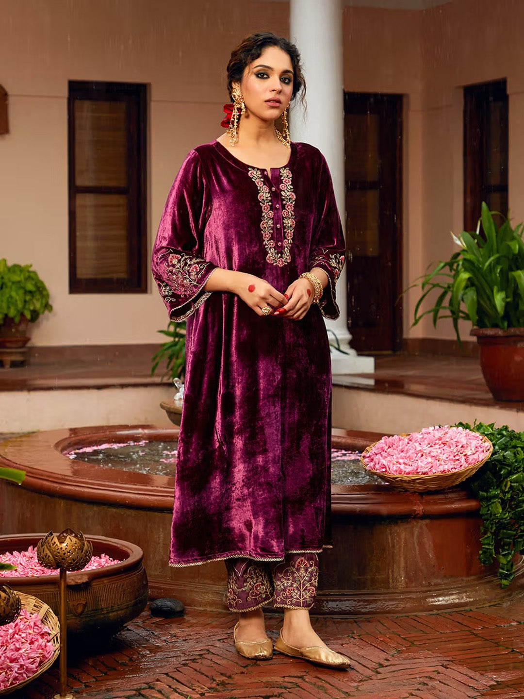 Embroidered Velvet Kurta With Pant &amp; Dupatta