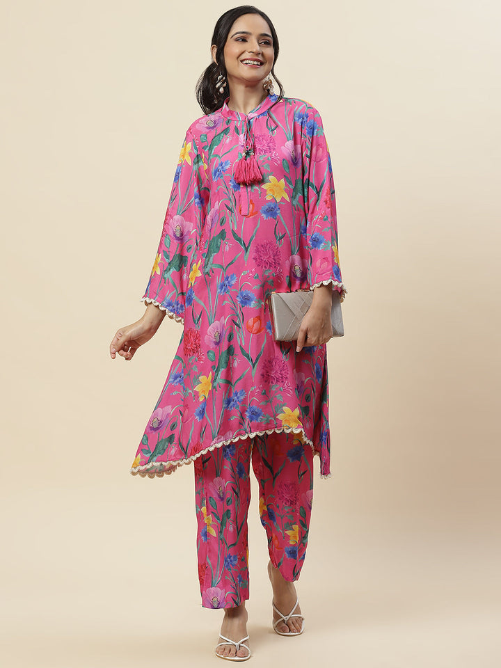 Floral Printed Muslin Kurti With Pants