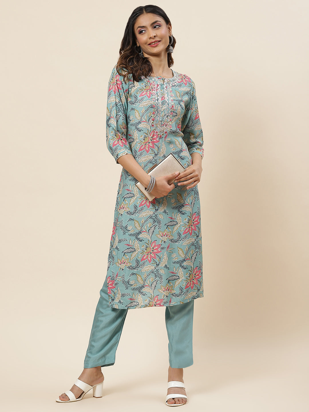 Floral Printed Mulsin Kurta With Pants