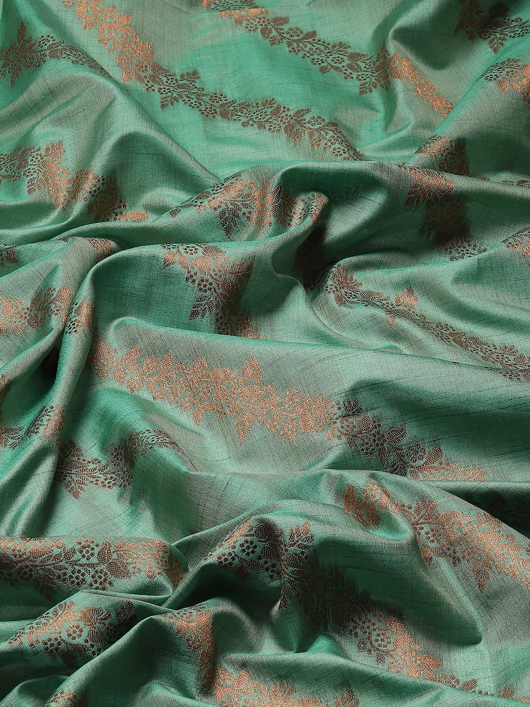 Zari Jaal Woven Handloom Saree