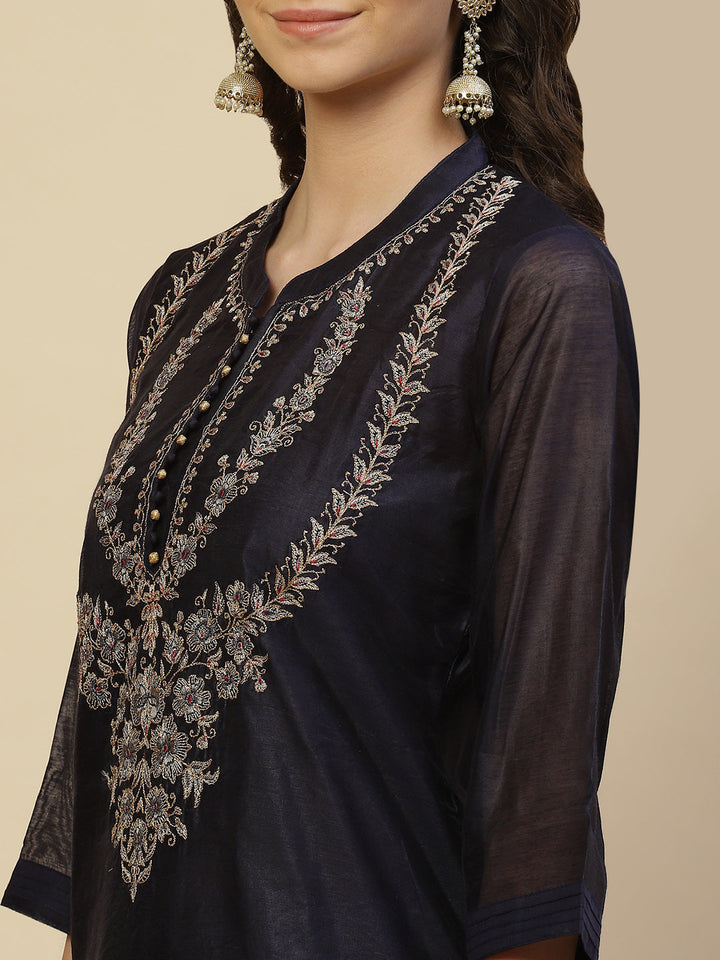 Resham Neck Embroidered Chanderi Kurta With Pants &amp; Dupatta