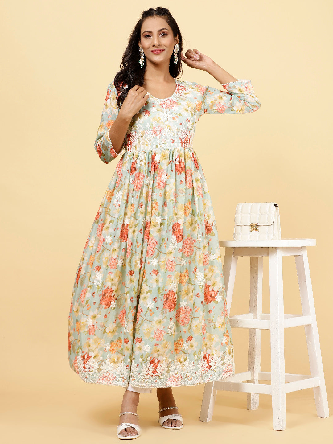 Floral Printed &amp; Neck Embroidered Cotton Kurta