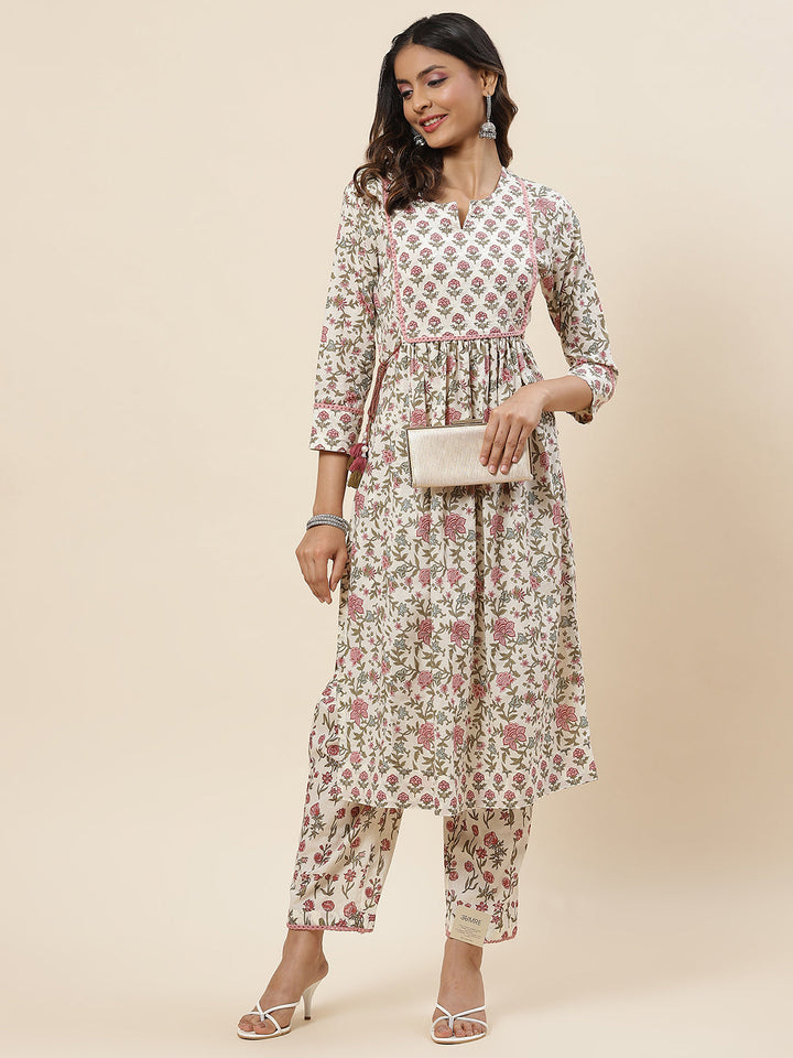 Floral Printed Cotton Kurta With Pants