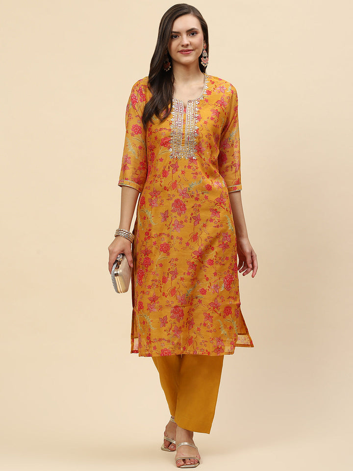 Neck Embroidered &amp; Floral Printed Chanderi Kurta With Pants