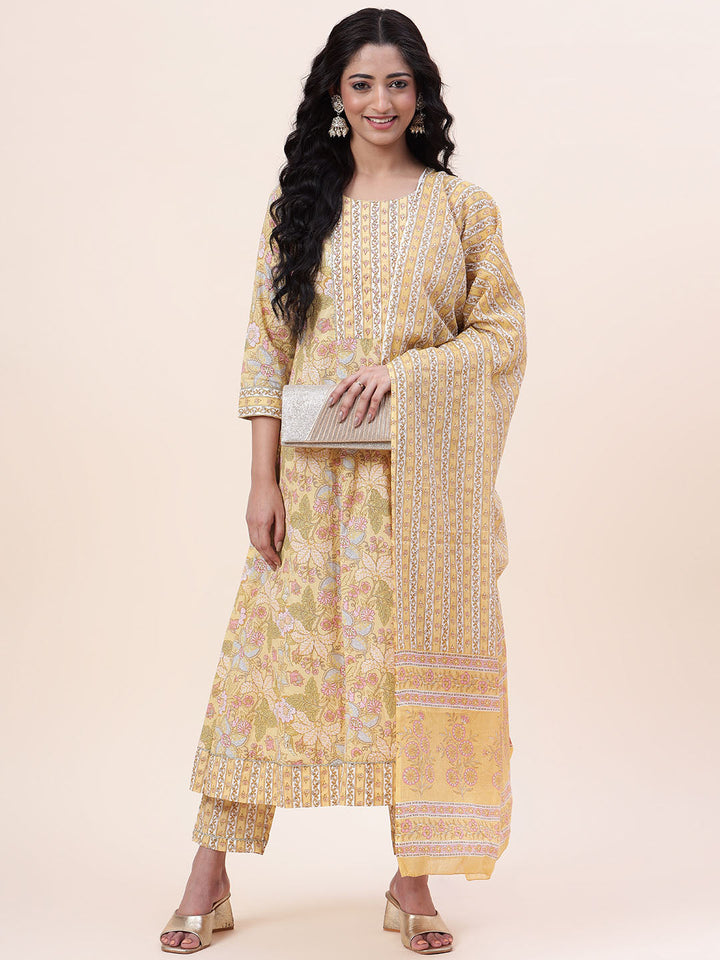 Floral Printed Cotton Kurta With Pants &amp; Dupatta