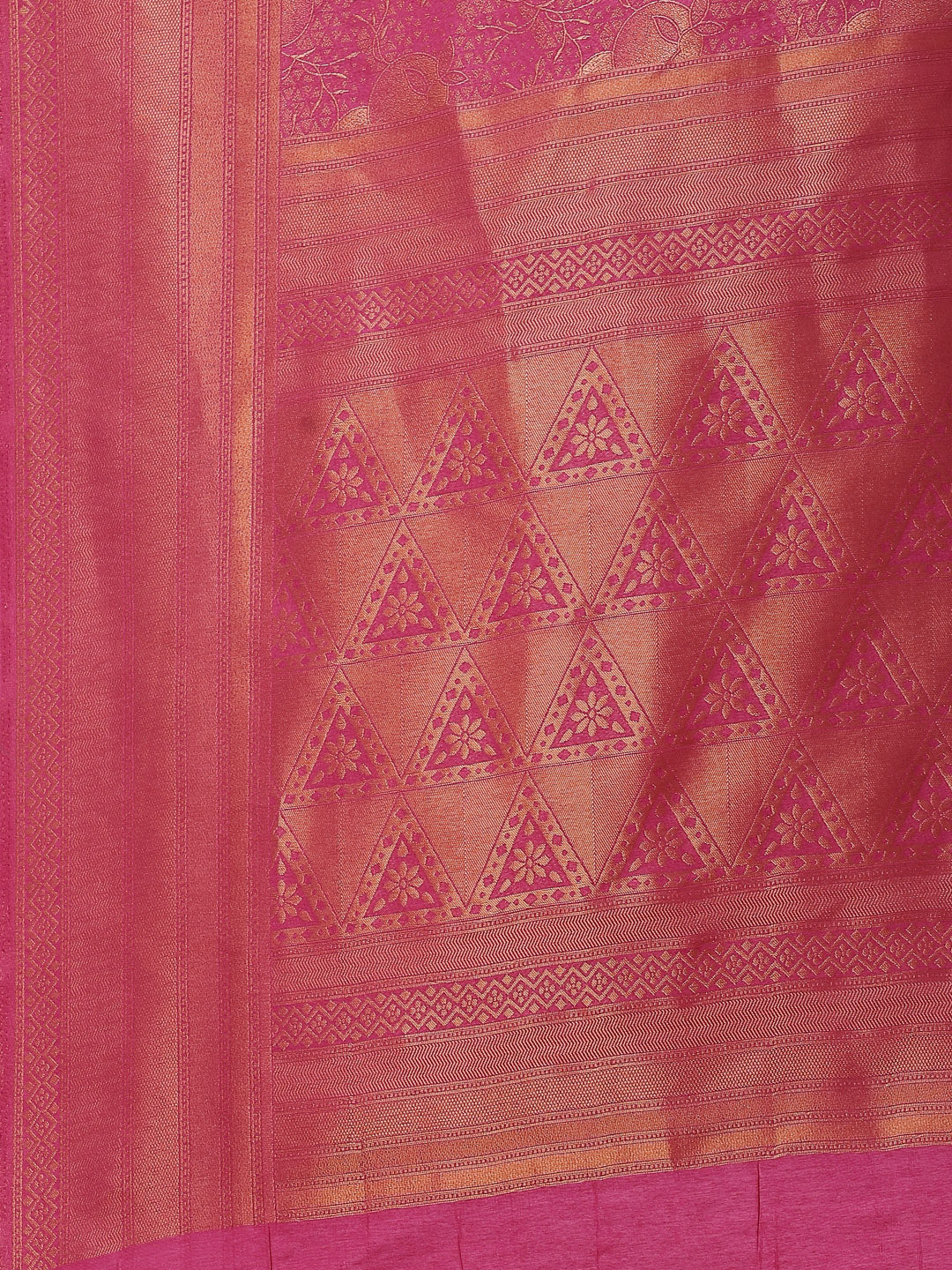 Zari Jaal Handloom Woven Saree