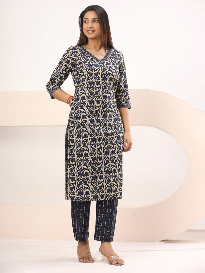 Black Embroidered Cotton Blend Straight Suit Set With Dupatta