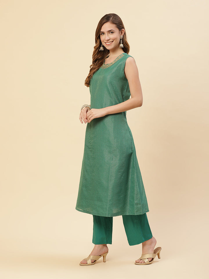 Embroidered Chanderi Kurti With Jacket And Pant