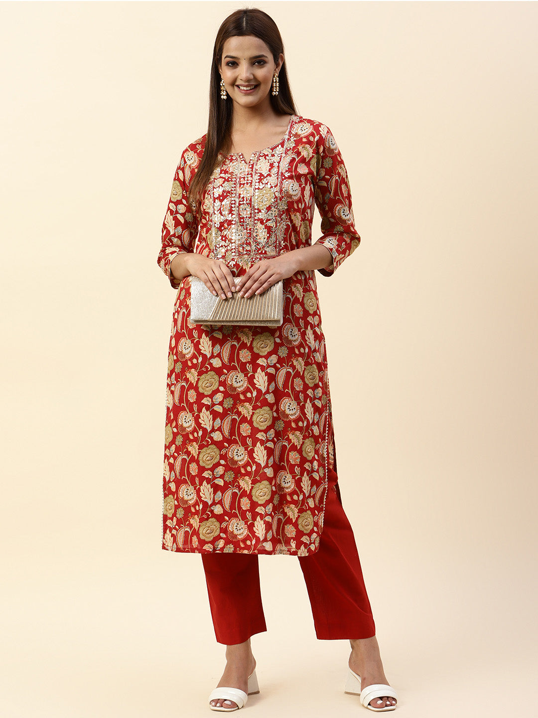 Printed &amp; Neck Embroidered Muslin Kurta With Pants