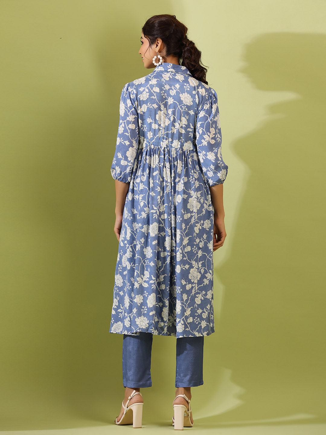 Floral Printed Muslin Kurta With Pants