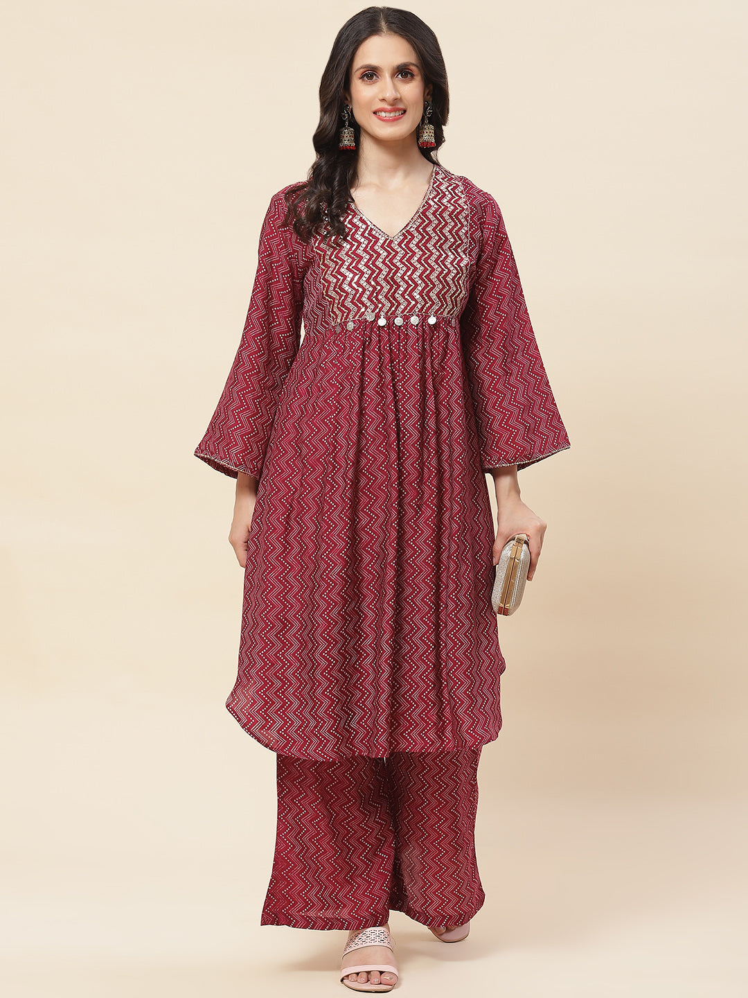 Printed &amp; Neck Embroidered Muslin Kurta With Pants