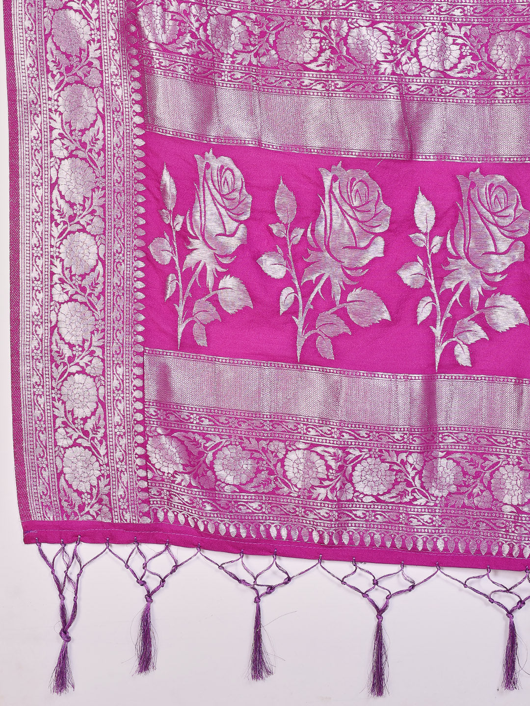 Zaari Jaal Crepe Saree