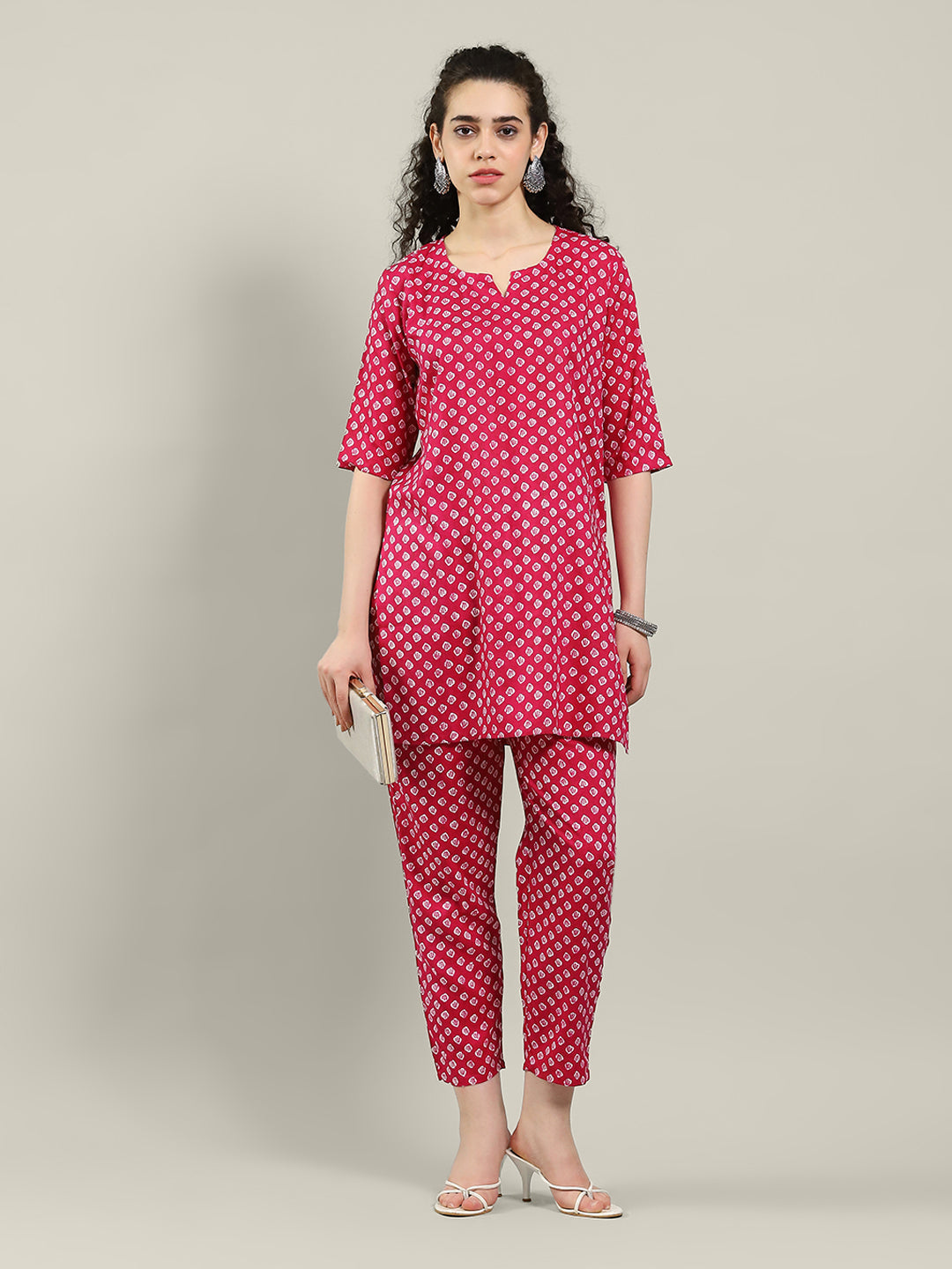 Printed Cotton Blend Kurta &amp; Pants