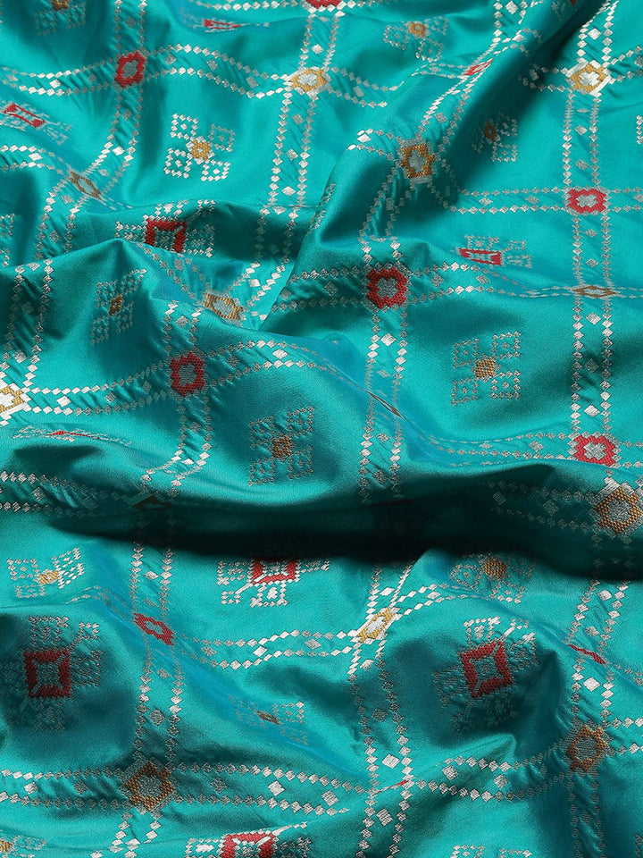 Zari Jaal Woven Art Silk Banarsi Saree