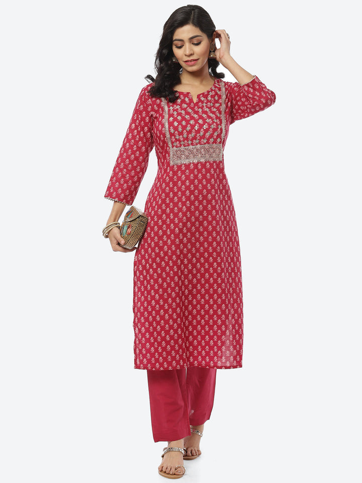 Printed Zari Neck Cotton Kurti With Pant