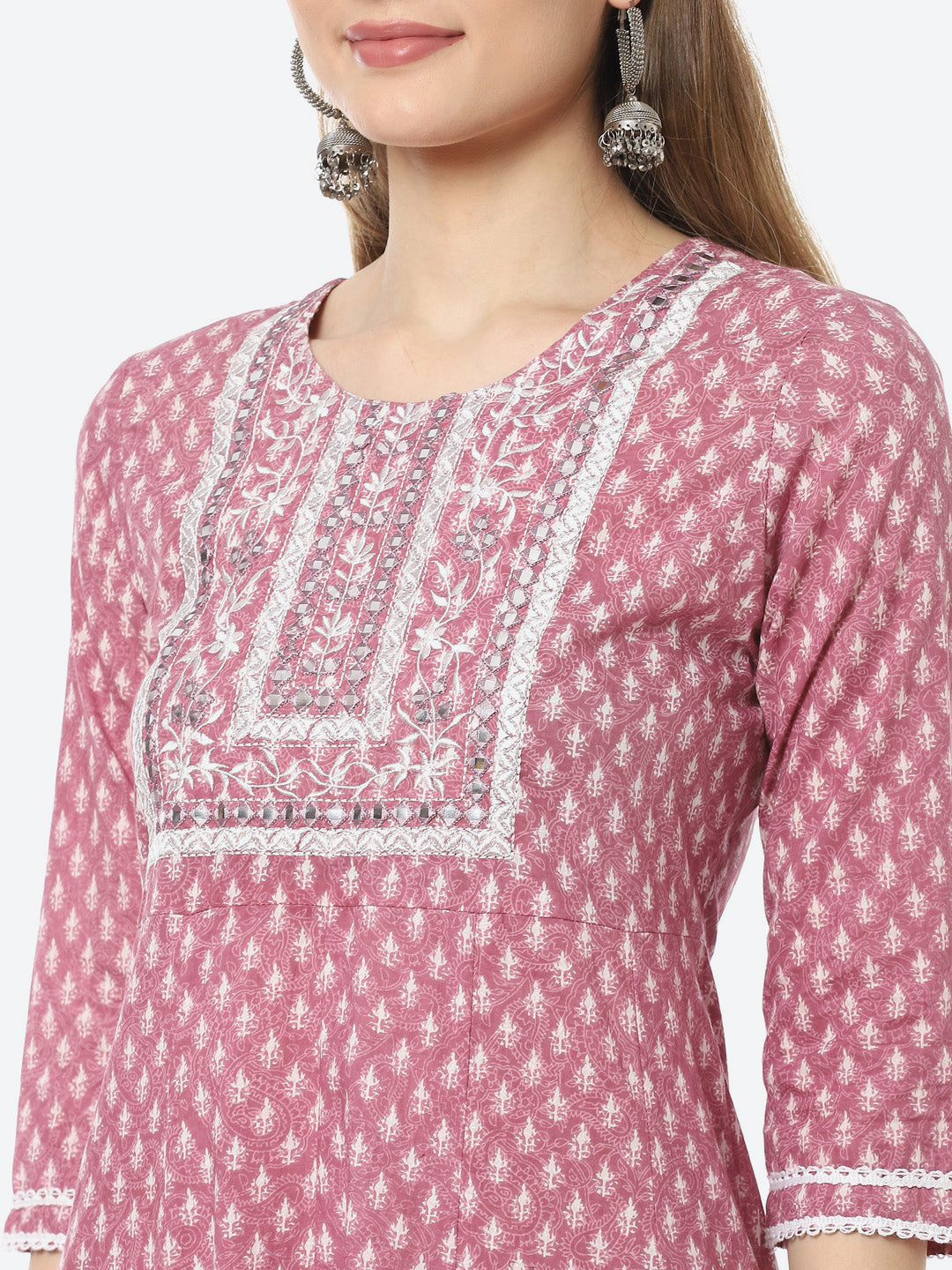Resham Neck Booti  Printed Cotton A-line Kurta With Pant &amp; Chiffon Dupatta
