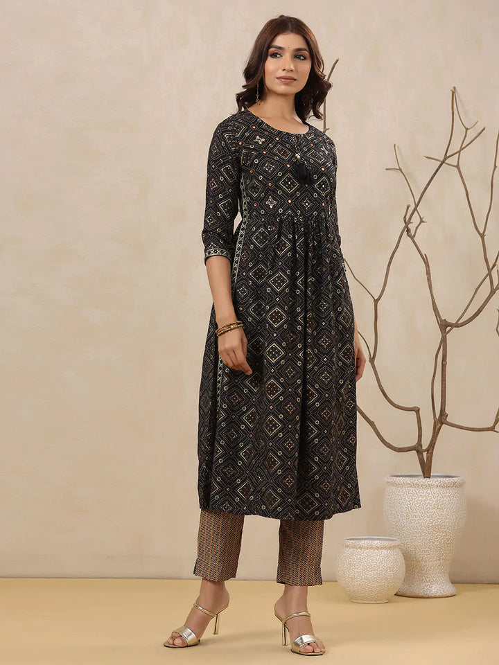 Printed Muslin Kurta With Pants