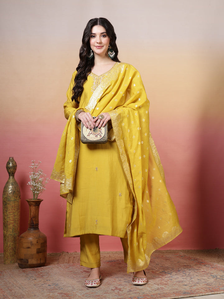 Embroidered Muslin Kurta With Pants &amp; Dupatta