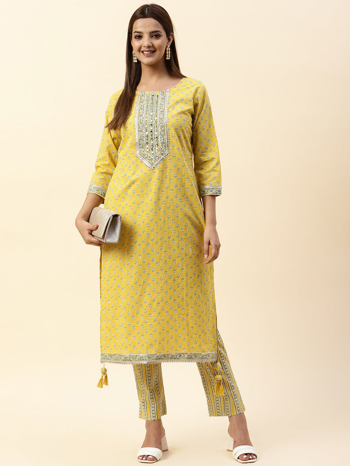 Printed Cotton Kurta With Pants