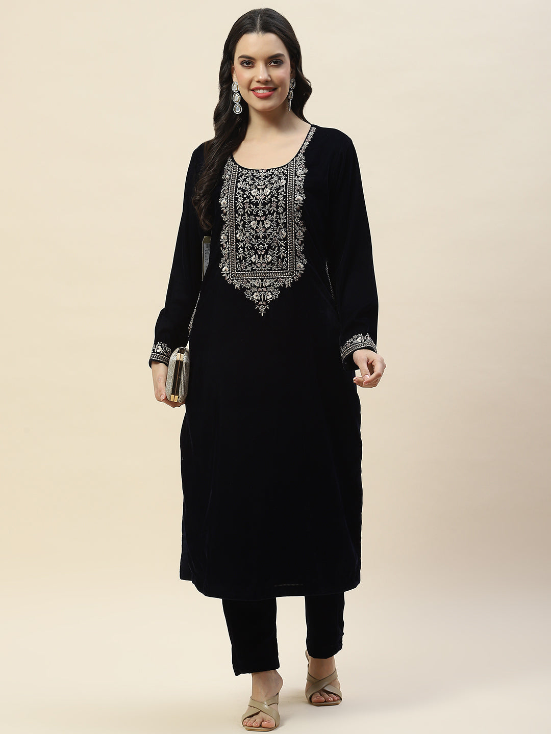 Neck Embroidered Velvet Kurta With Pants
