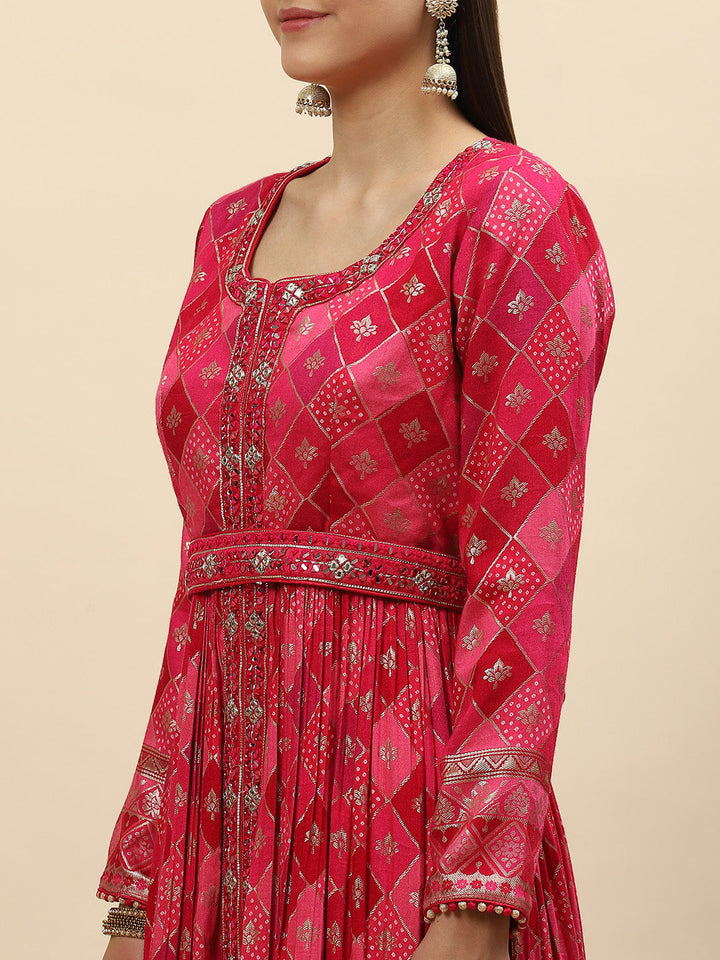 Banarasi Cotton Kurta With Pants &amp; Silk Dupatta