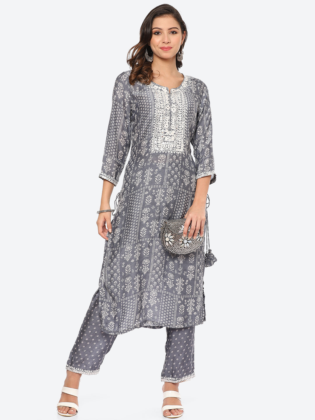 Mirror Neck Embroidered Muslin Kurta With Pant