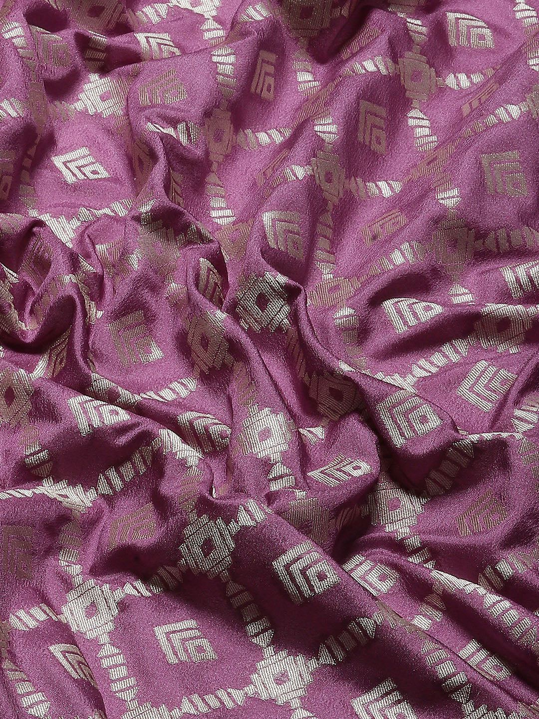 Zari Jaal Crepe Plain Saree