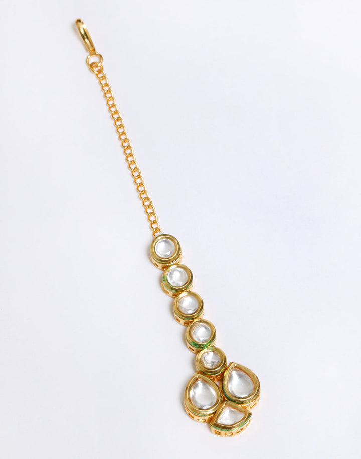 Kundan Set with Earrings and Maang Tikka