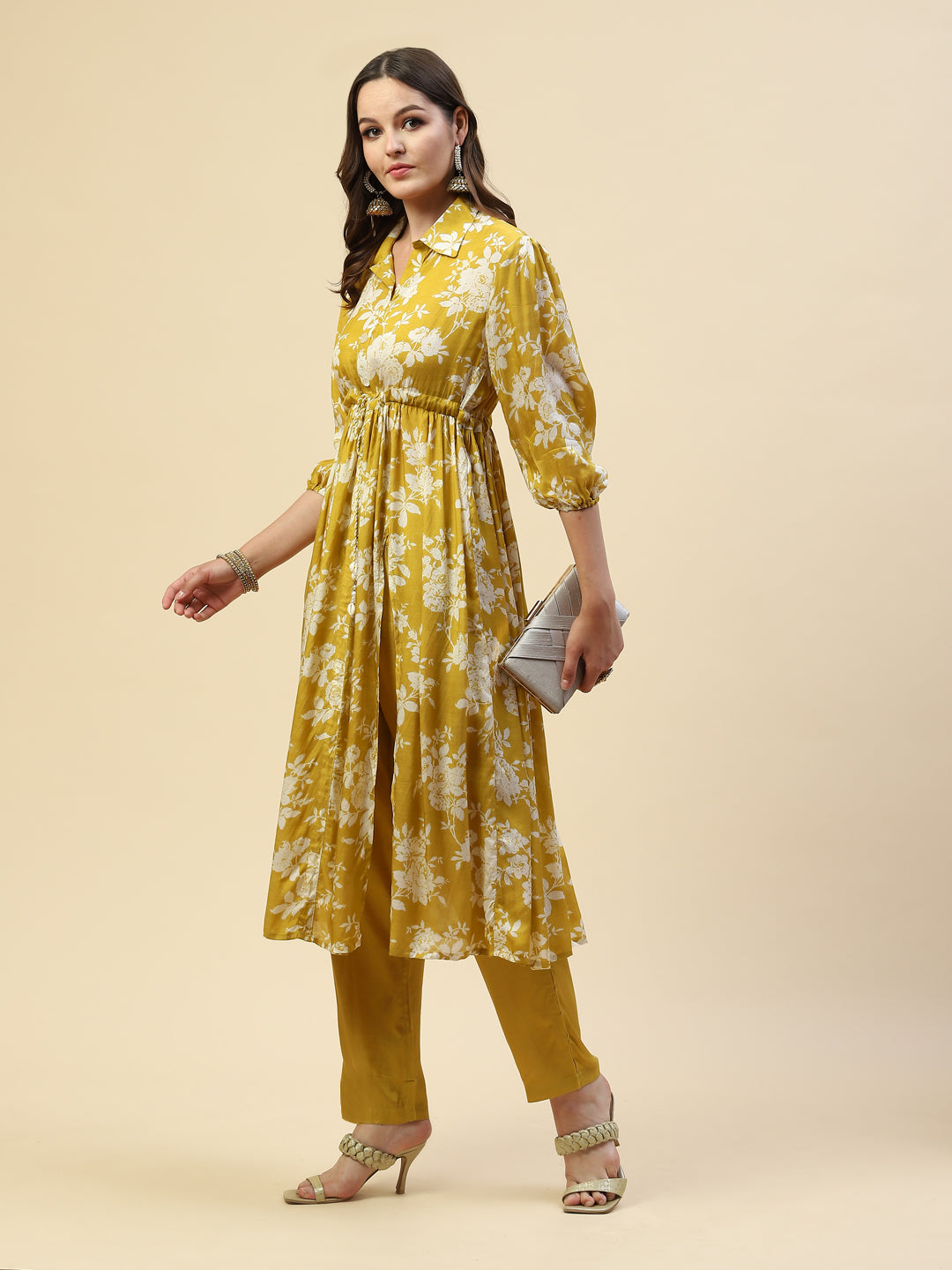Floral Printed Muslin Kurta With Pants