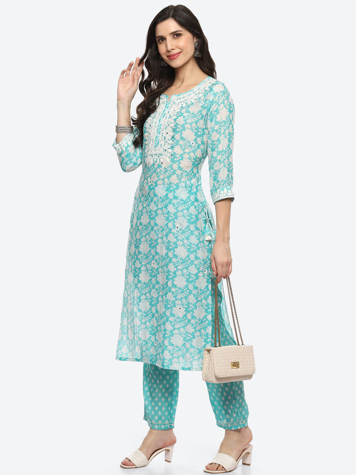 Resham Mirror Yoke Printed Muslin Kurta With Pant