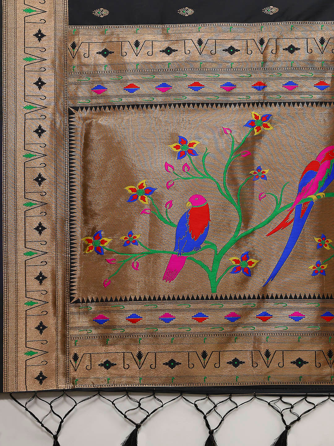 Woven Design Cotton Blend Saree